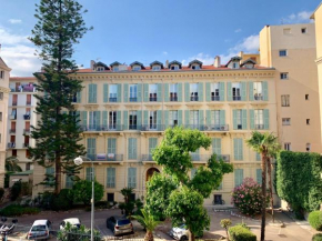 Appartement niçois au coeur du triangle d'or